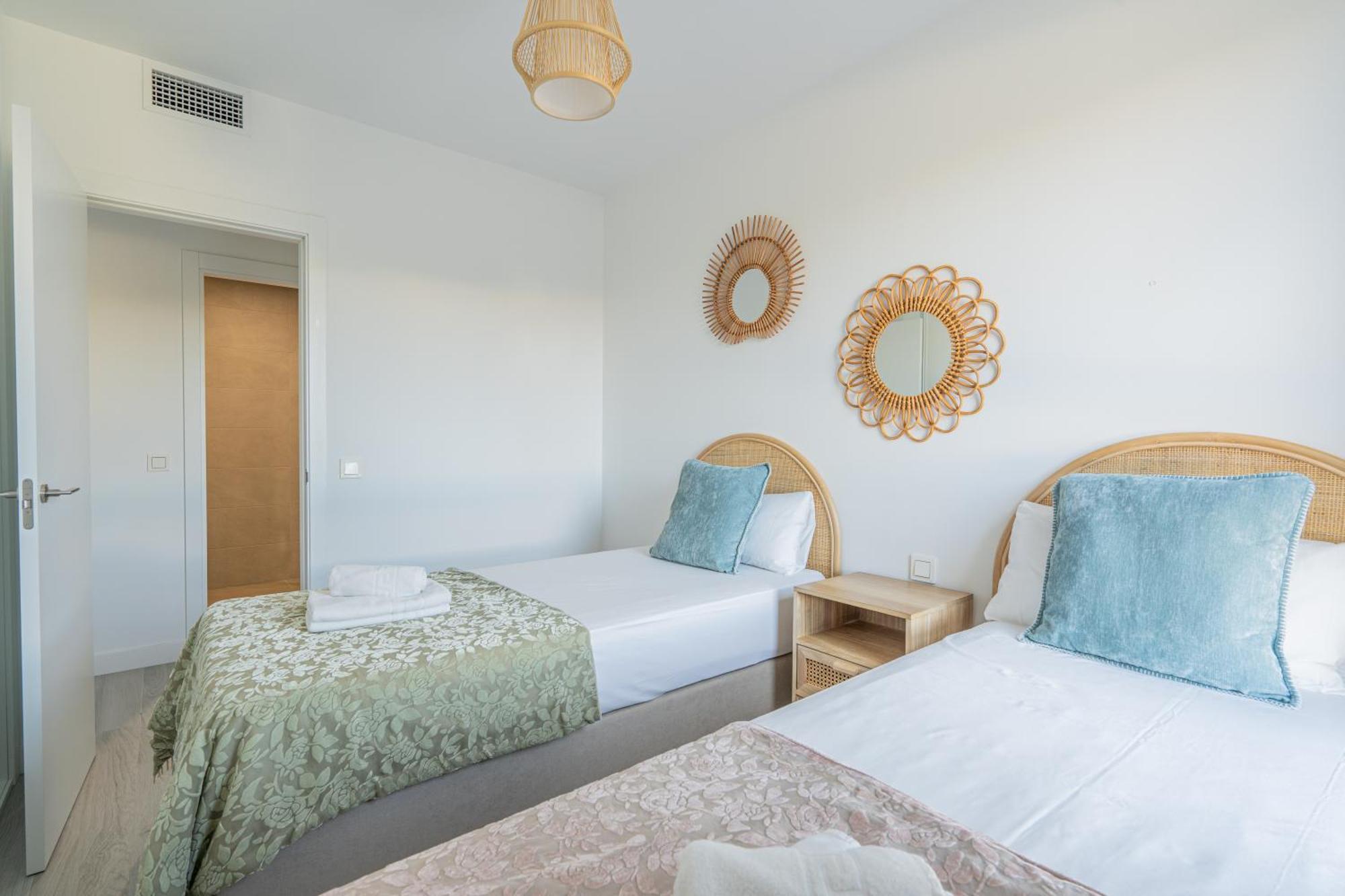 Stay U-Nique Apartments Martiricos Malaga Bagian luar foto
