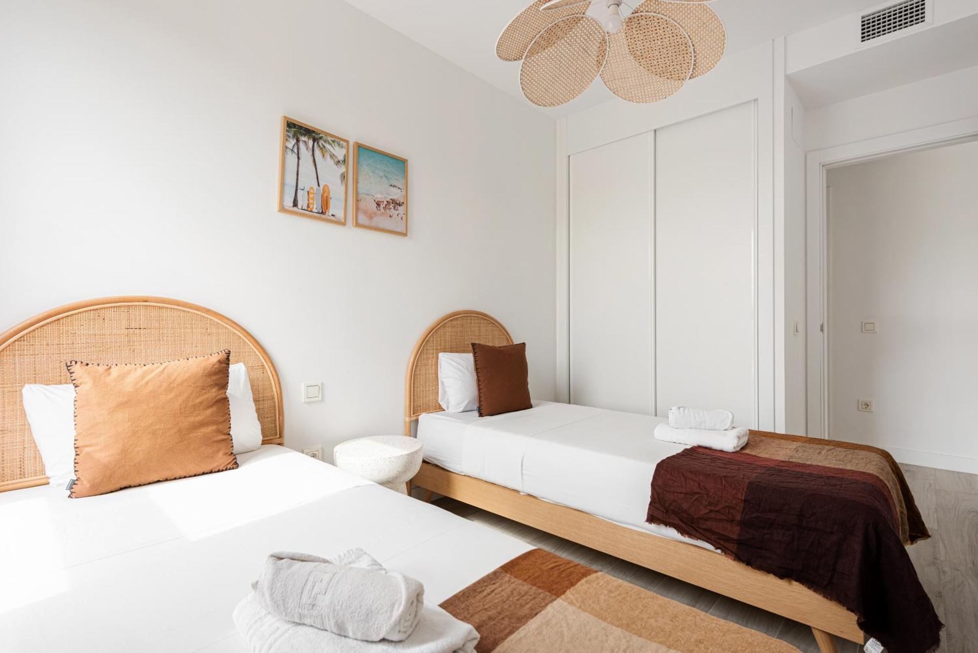 Stay U-Nique Apartments Martiricos Malaga Bagian luar foto